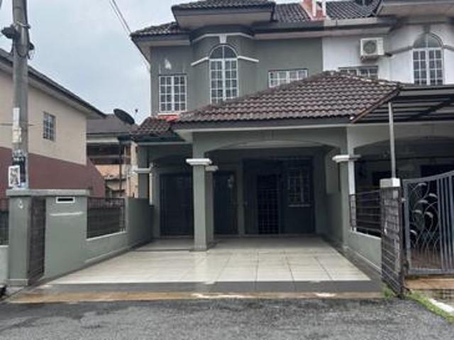 End Lot Bayak Parking Teres 2 Tingkat Bandar Puteri Klang