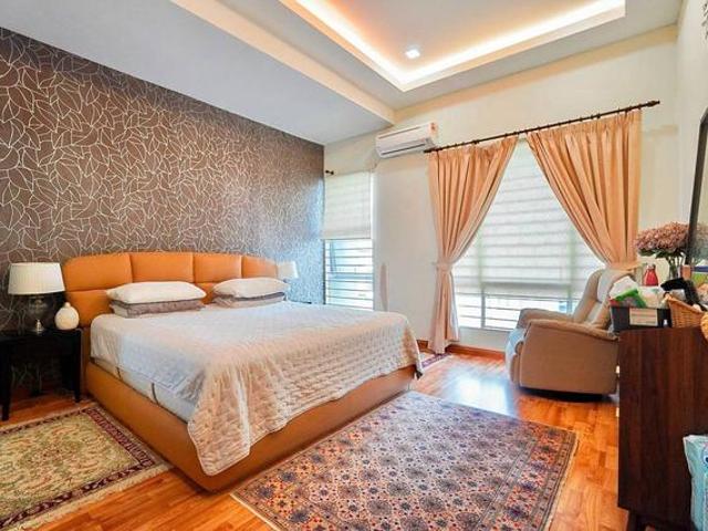 END LOT CANTIK20x70 Taman Sierra Ukay Ampang 2 Storey