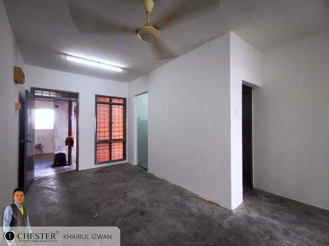 END LOT Cat Baru Cantik NonBumi Pangsapuri Sri Mutiara Putra Height