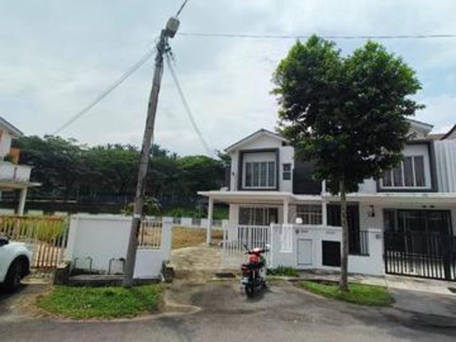 End Lot Corner 2 Storey Terrace House Areca Bandar Seri Coalfields