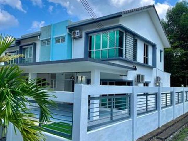 End lot Double Storey Hill Park 3 Bandar Teknologi Kajang Semenyih