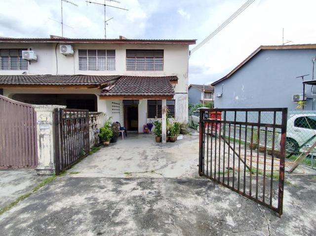 End Lot Double Storey Jalan Jati Bandar Putra Kulai