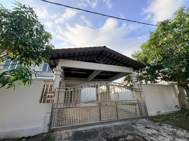End Lot Double Storey SemiD Link House Taman Tasik Utama Melaka