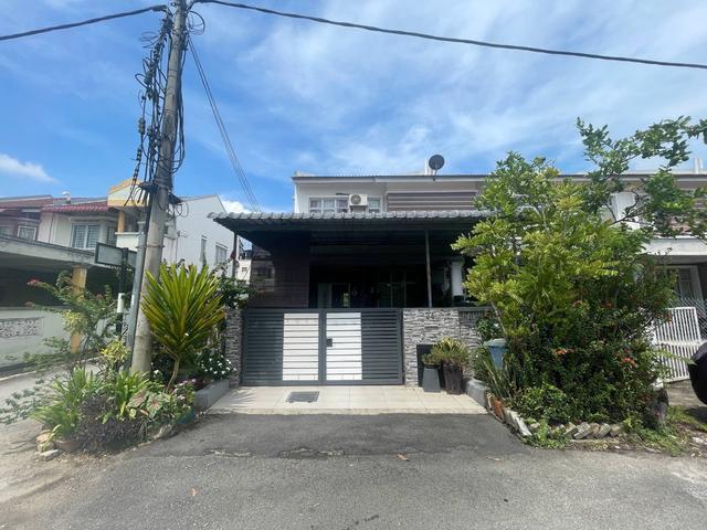End Lot Double Storey Taman Langat Utama Banting