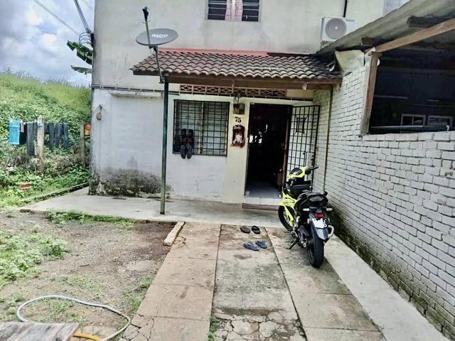 End lot Double storey TamannSpringhill Port Dickson