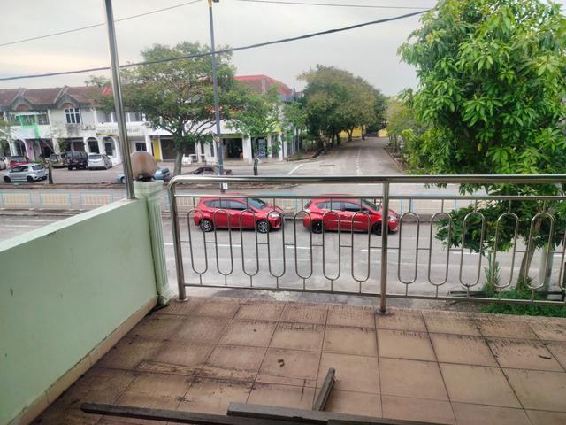 End Lot Double Storey Terrace Taman Inderawasih Perai