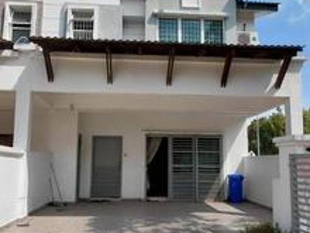 End Lot Double Storey Terrace Berjaya Park Seksyen 32 Shah Alam