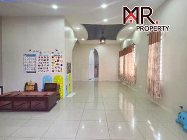 END LOT Double Storey Terrace House Bandar Puteri Jaya FOR SALE