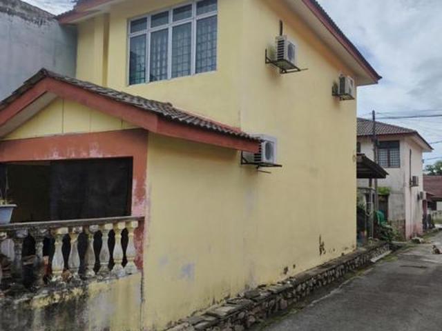 End Lot double story Bukit Beruntung