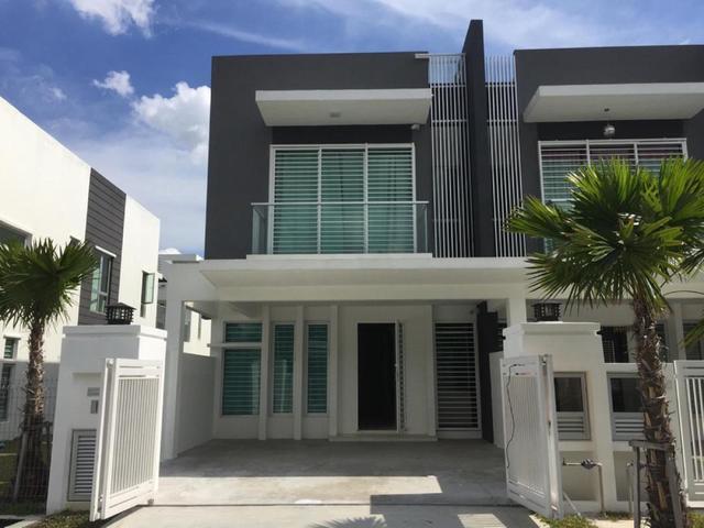 END LOT Extend Leasehold Non Bumi Paragon 150Seri Kembangan