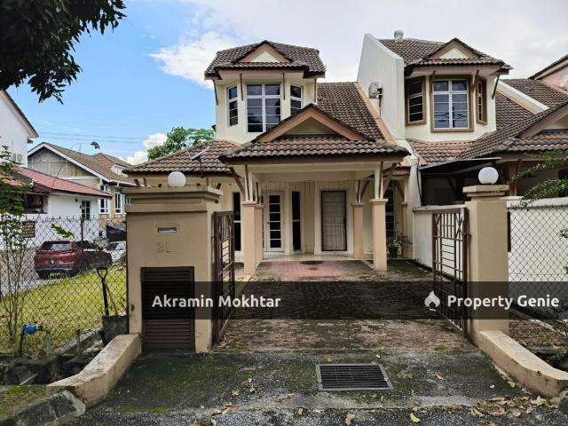 END LOT & EXTENDED | DOUBLE STOREY TERRACE HOUSE @ SEKSYEN 8, SHAH ALAM