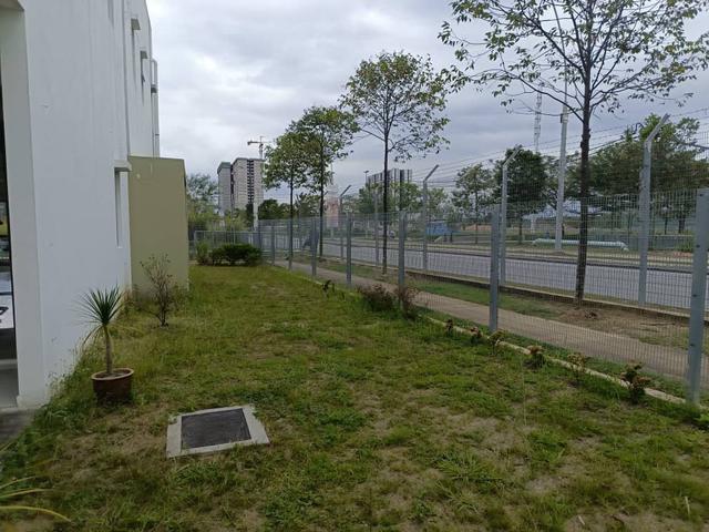 End Lot Extra Land 2 STOREY TERRACE CASAWOOD CYBERSOUTH DENGKIL