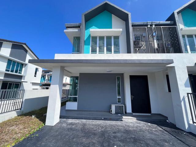 End Lot Facing Open Double Storey Serenia City Near Cyberjaya