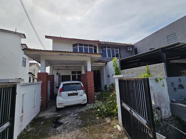 END LOT FACING OPEN Double Storey Terrace House Bandar Rinching Semeny