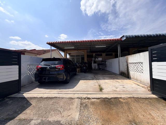 End Lot Freehold Non Bumi Puncak Surya SP Below MV