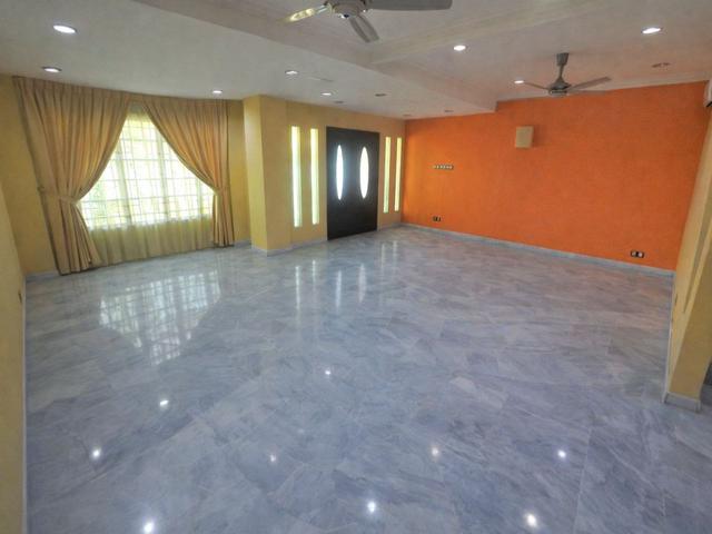 End Lot Freehold Renovated USJ 12 Subang Jaya