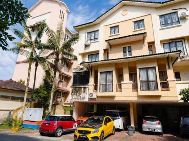 END LOT GROUND FLOOR 3 Sty Townhouse Prima Court Saujana Melawati