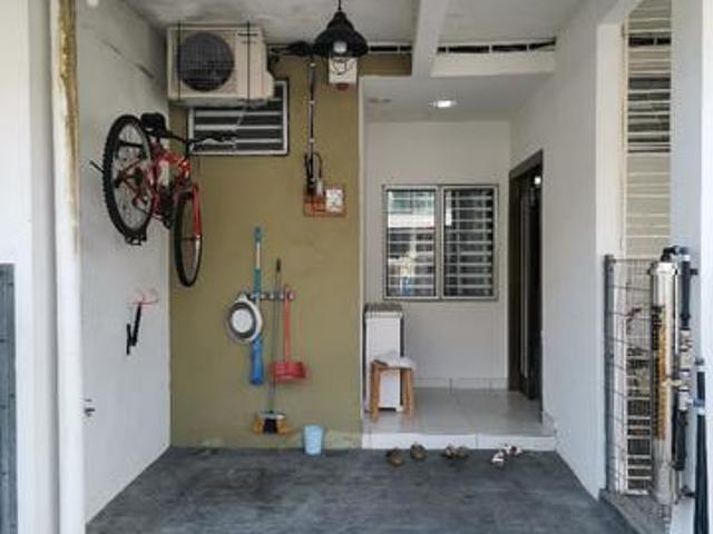 End Lot Ground Pearl Villa Bandar Saujana Putra