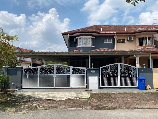 END LOT Jalan Platinum Seksyen 7 Shah Alam Facing Playground