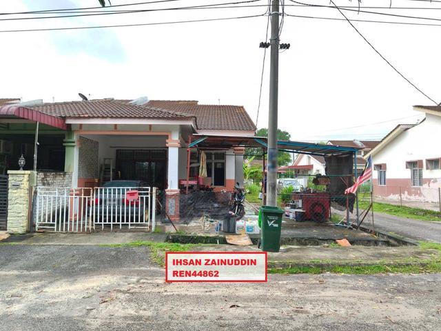 END LOT LUAS ADA TANAHFACING OPENNONBUMIAmbangan Zon Mawar