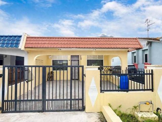 END LOT LOTENG Tun Aminah Rumah Luas Bawah Market