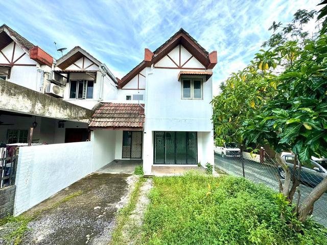END LOT PALING MURAH MV RM900kDouble Storey Terrace Kelana Jaya SS7