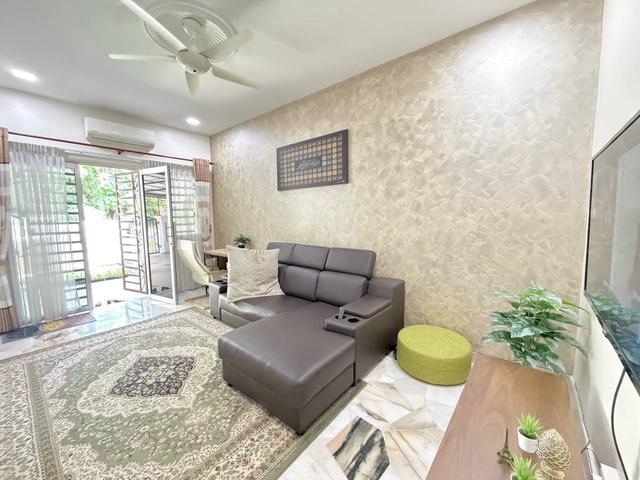 END LOT RENOVATED Single Storey Taman Bukit MewahKajang