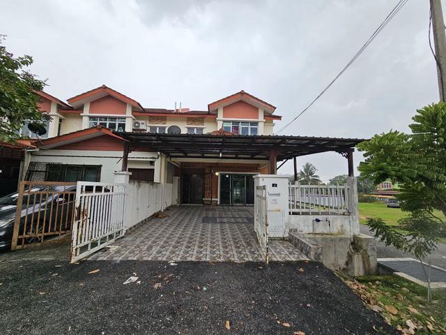 END LOT RENO HABIS 2 Storey Terrace Bandar Tasik Kesuma Fasa 8