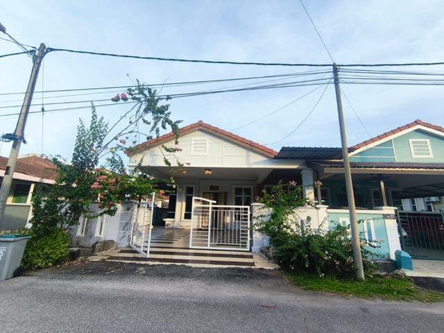 END LOT Semi D setingkat Taman Desa Idaman Durian Tunggal Melaka