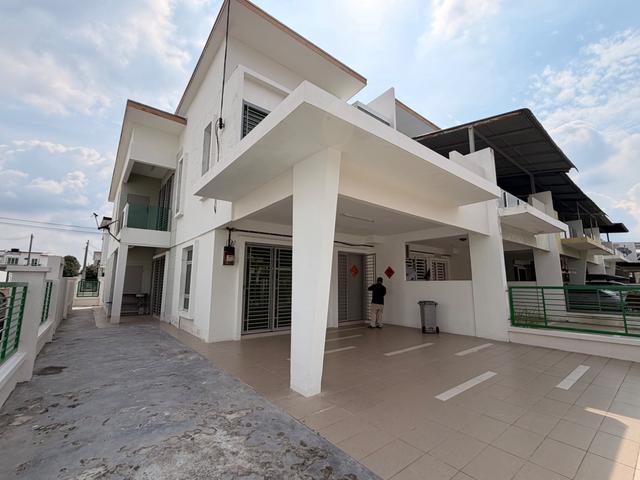 End Lot Sendayan Seremban House Sale