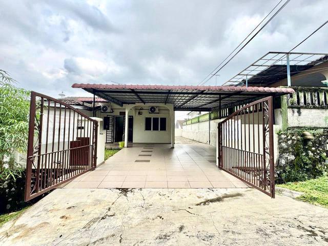 End Lot Single Storey Endlot Taman Bukit Mewah Kajang