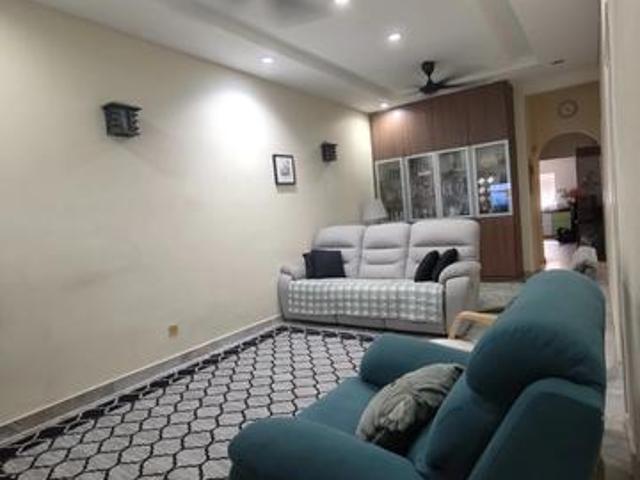 End Lot Single Storey House Kampung Tunku Petaling Jaya SS1 LRT