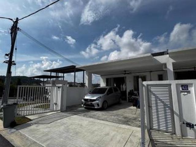 End Lot Single Storey House Taman Tiara Sendayan N9