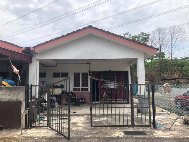 END LOT Single Storey Taman Gadong Indah Labu Nilai Negeri Sembilan