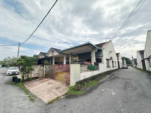 END LOT Single Storey Taman Sri Tanjung Semenyih