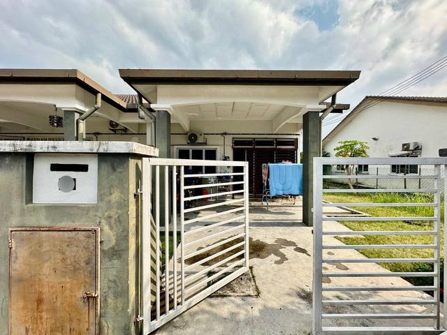 END LOT Single Storey Terrace Seksyen 30 Shah Alam