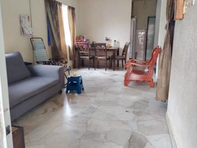 End Lot Taman Semenyih Jaya House For Sale