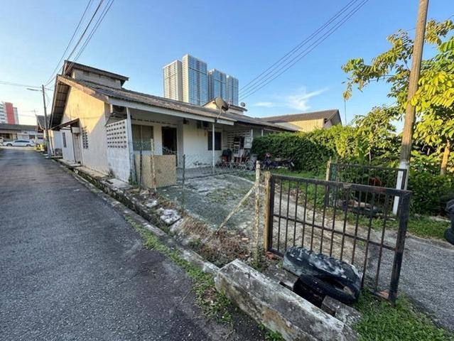 End Lot Taman Sri Amar Single Storey Terrace Near Kg Melayu JB