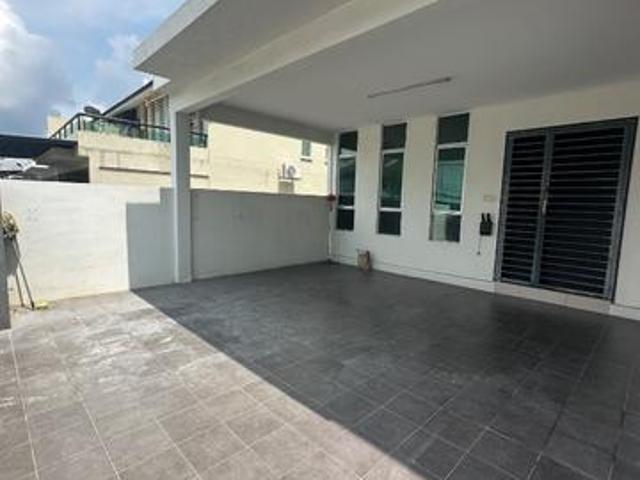 END LOT TERMURAH Double Storey Terrace for Sale in Bangi Avenue