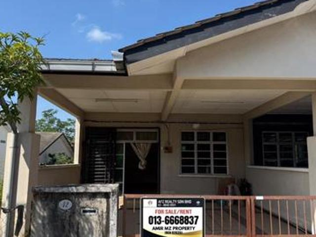 End lot Teres Setingkat di Indera Mahkota 15 IM15 dekat IIUM dan Kot