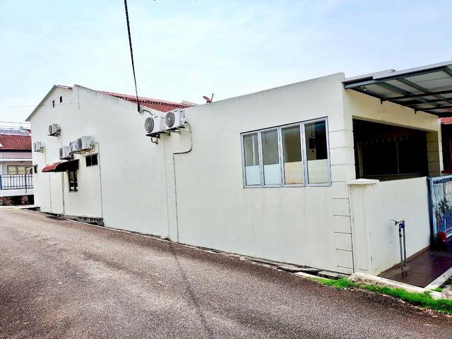 End Lot Teres 15 Tingkat Taman Saujana Indah Bukit Katil Melaka