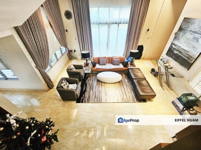 End Lot Three Storey Semi Detached in Pulau Tikus For