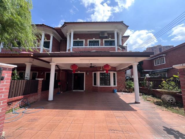 End Lot With EXtra 5 Feet Land 30x75 SL4 Bandar Sungai Long