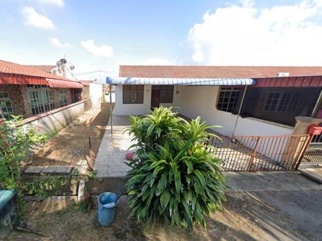 End Lot with Extra Land Teres 1 Tingkat Taman Lembah Permai