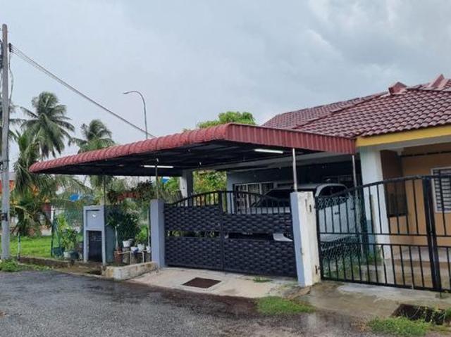 End Lot 1 Storey Terrace Taman Malawati Utama