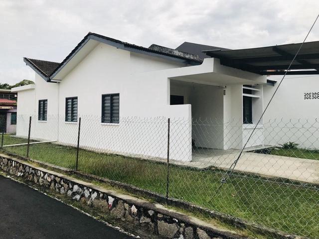 End Lot 2400 sqf Single Storey Seksyen 1 Bandar Baru Bangi OWNER