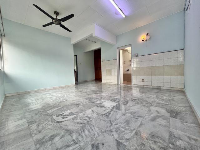 End Lot 25x70 Andalas Klang 2 Storey House With Land Non Flood Extend