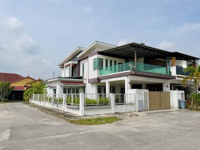 END LOT 2 Storey Jalan Merbok Taman Bentara Telok Panglima Garang