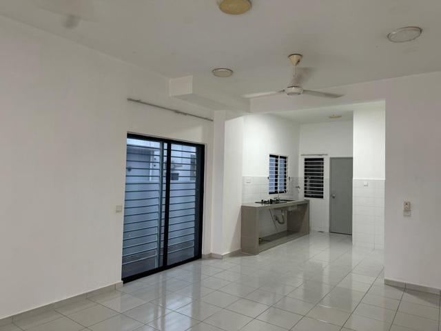 End lot 2 storey link house at Setia permai Bandar Setia alam
