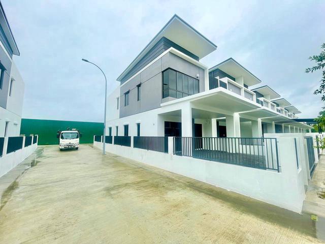 END LOT 2 Storey Link Terrace Lena Residence Alam Impian Shah Alam